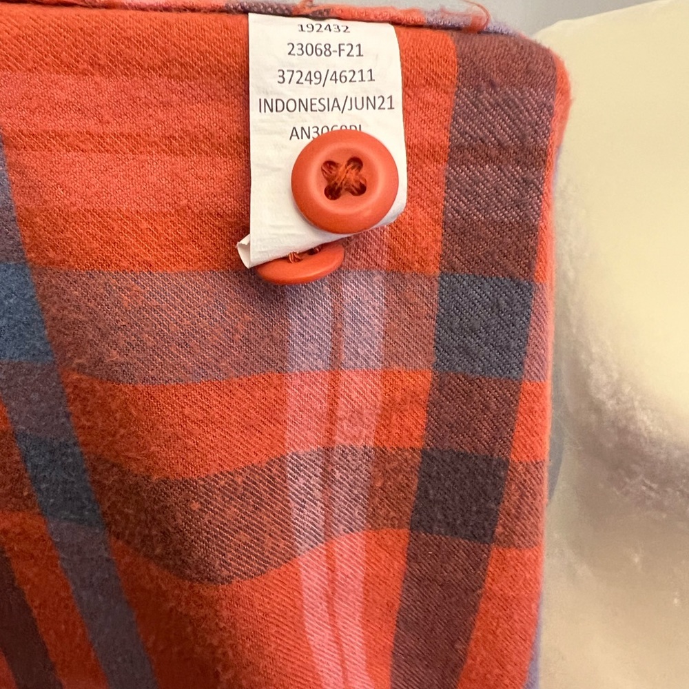 REI Flannel - Large - Picture 4 of 4